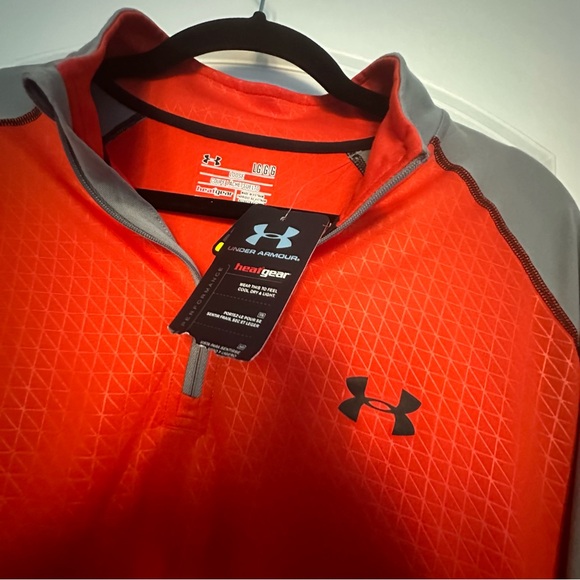 Under Armour Quarter Zip - Picture 4 of 4